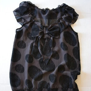 RW&Co. Sheer sleeveless  top